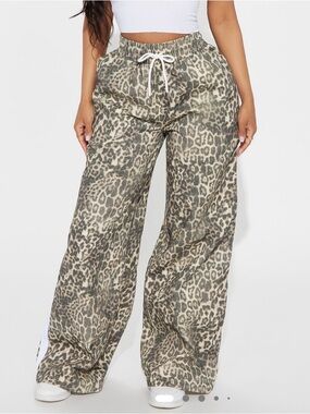 Fashion Nova Leopard Print Wide Leg Pants in Beige and Brown